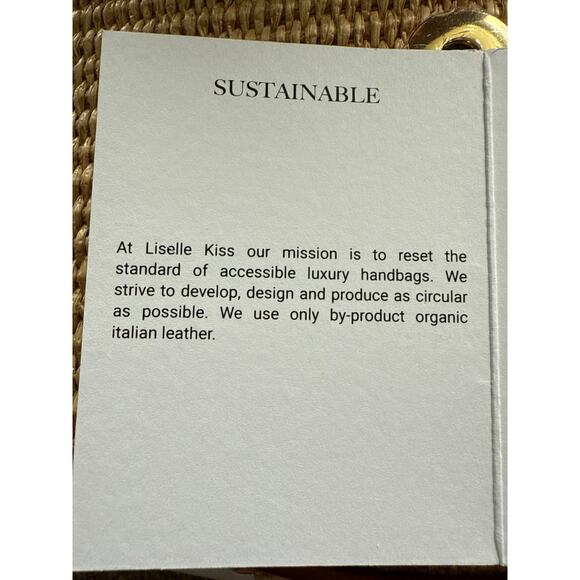 New with Tag Liselle Kiss Raffia & Leather Tan and Wheat Color Adjustable Strap - Picture 5 of 7